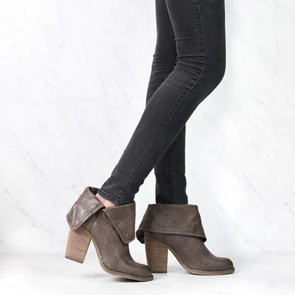 NEW Sbicca Vintage Snap Side Western Bootie Taupe SZ 7.5 - Picture 12 of 12